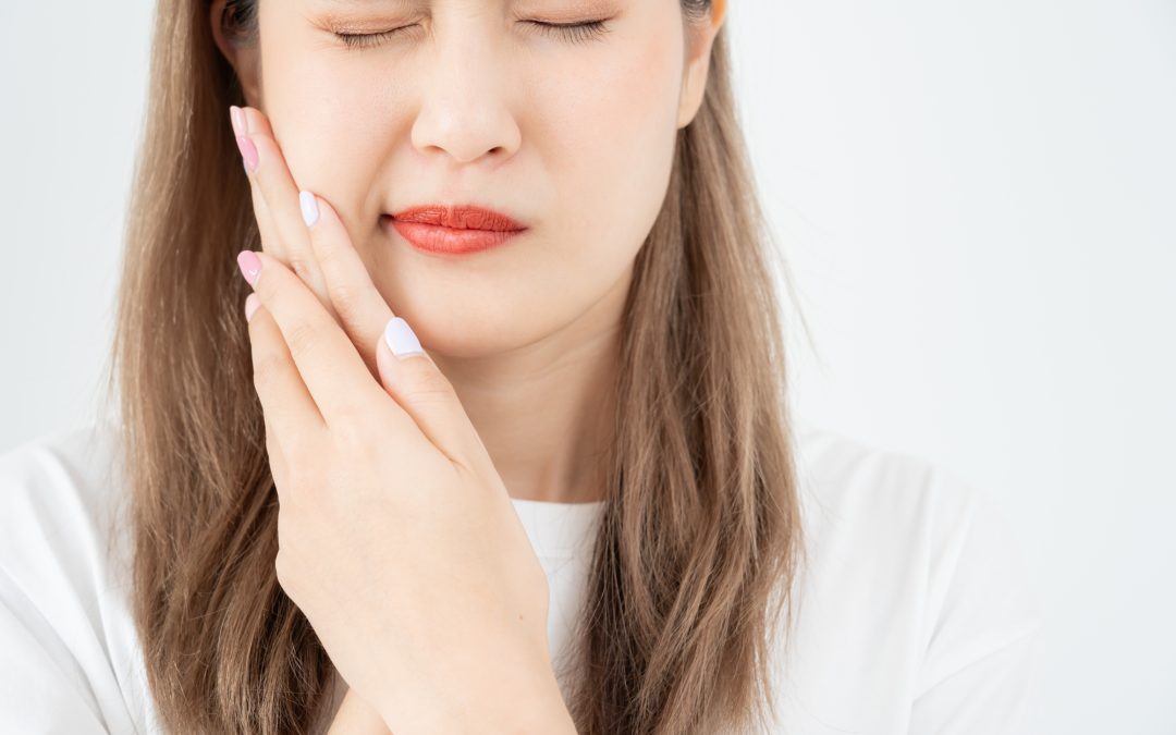 Emergency Toothache Solutions: When to See a Dentist